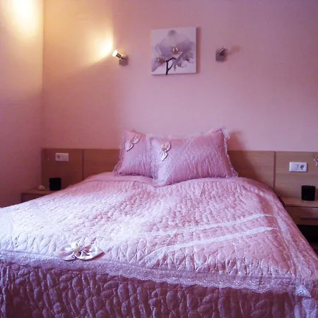 Solar Nest With Fireplace And Panoramic View 700m From Skilift And Centrum 班斯科